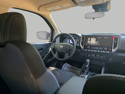 New 2026 Nissan Frontier SV w/ SV Convenience Package AWD/4WD image 8