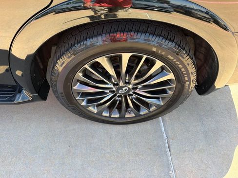 Used 2022 INFINITI QX80 Premium Select w/ Cargo Package AWD/4WD image 9
