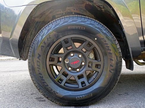 Used 2016 Toyota 4Runner TRD Pro image 10