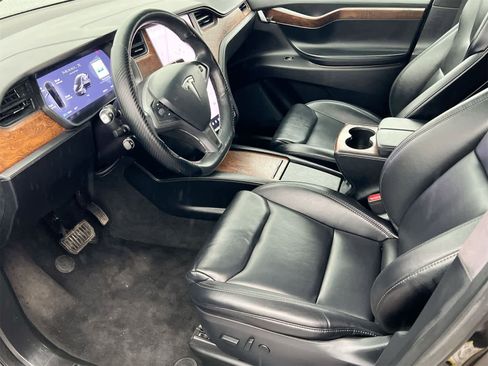 Used 2021 Tesla Model X Long Range image 10
