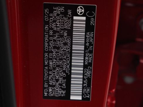 Used 2026 Toyota Prius Plug-In Hybrid image 30