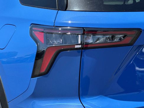 New 2026 Chevrolet Equinox ACTIV w/ Convenience Package III image 36