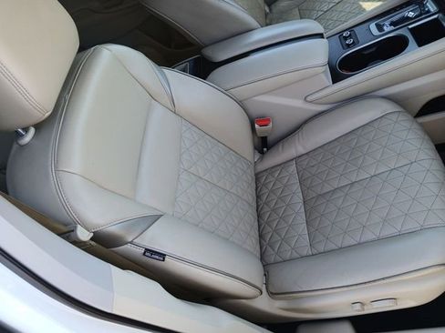 Used 2019 Nissan Murano Platinum w/ Cargo Package image 25