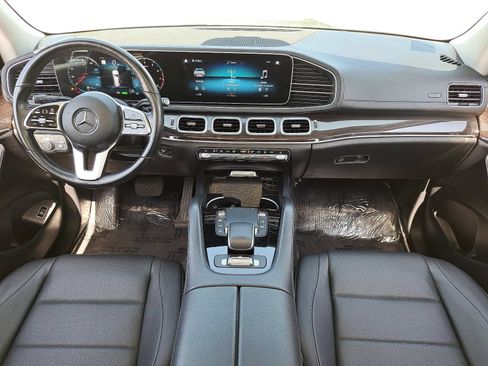 Used 2023 Mercedes-Benz GLS 450 4MATIC image 9