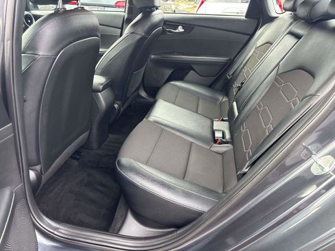 Used 2023 Kia Forte GT-Line image 11