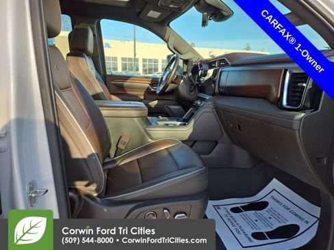 Used 2024 GMC Sierra 3500 Denali w/ Denali Reserve Package image 40