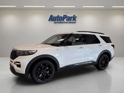 Used 2024 Ford Explorer ST-Line w/ Class IV Trailer Tow Package