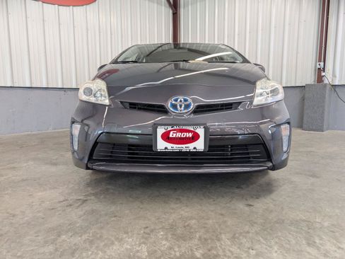 Used 2012 Toyota Prius Two FWD image 11