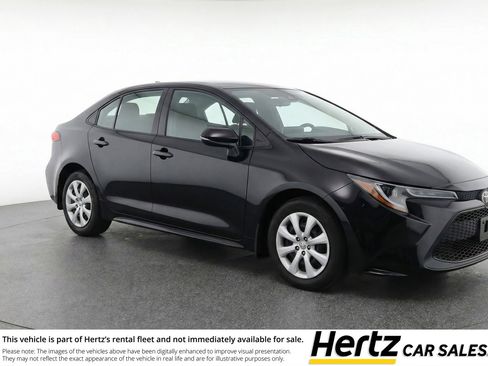 Used 2025 Toyota Corolla LE FWD image 1
