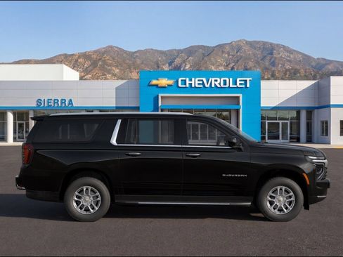 New 2026 Chevrolet Suburban LS RWD image 2