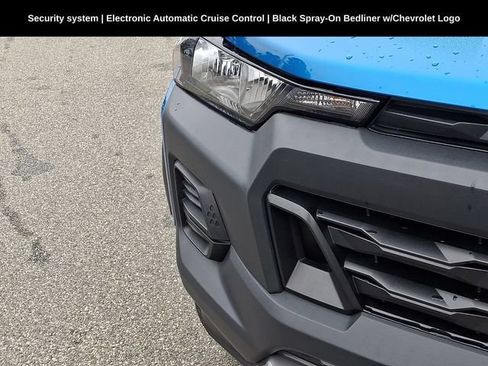 Used 2023 Chevrolet Colorado Trail Boss w/ Advanced Trailering Package AWD/4WD image 18