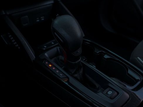 Used 2024 Chevrolet TrailBlazer LT w/ Driver Confidence Package image 30