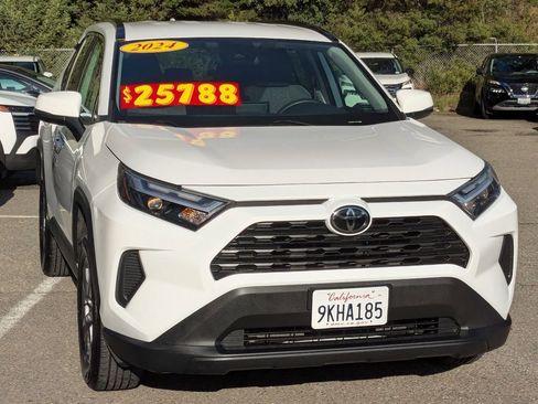 Used 2024 Toyota RAV4 XLE image 3