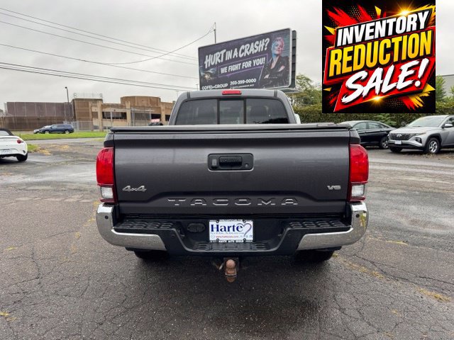 Used 2018 Toyota Tacoma SR5 AWD/4WD image 27