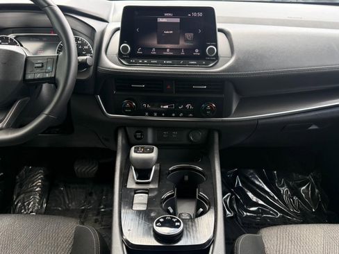 Used 2025 Nissan Rogue SV AWD/4WD image 35