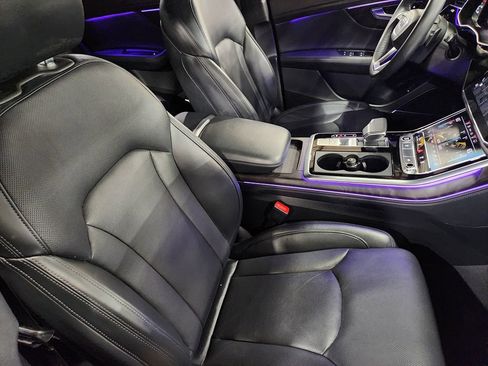 Used 2022 Audi Q8 Prestige image 34