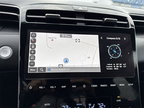 Used 2023 Hyundai Santa Cruz SEL Premium image 18