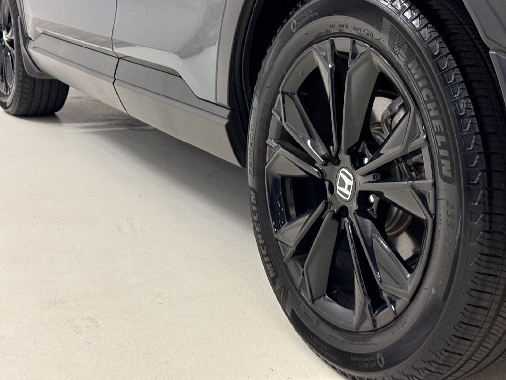 Certified 2025 Honda CR-V Sport Touring image 12