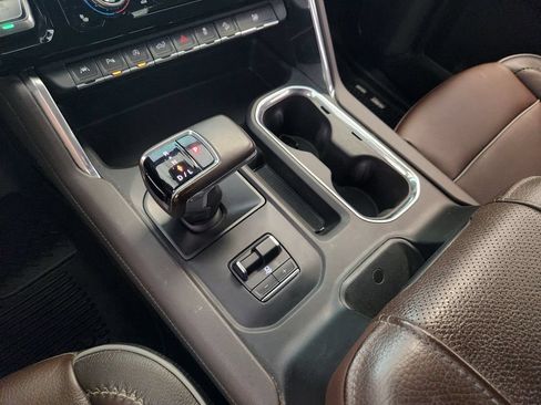 Used 2024 GMC Sierra 1500 Denali w/ Denali Reserve Package AWD/4WD image 19