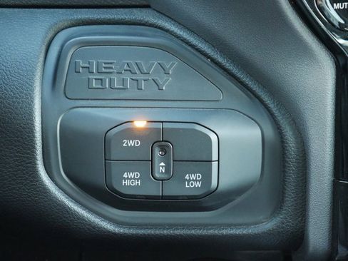 Used 2025 RAM 2500 Laramie image 18