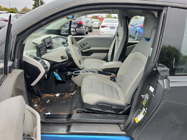 Used 2015 BMW i3 w/ Range Extender RWD image 2