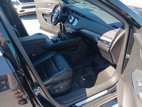 Used 2019 Cadillac XT4 Premium Luxury FWD image 20