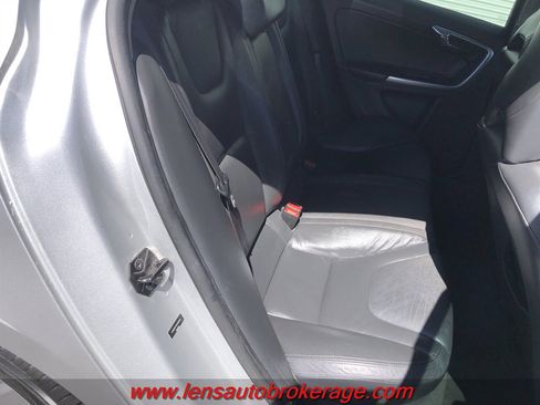 Used 2012 Volvo S60 T5 FWD image 16