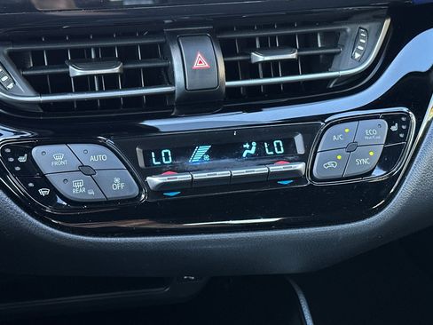 Used 2022 Toyota C-HR Nightshade image 19