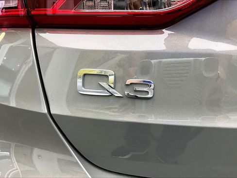 Certified 2023 Audi Q3 2.0T Premium Plus w/ Premium Plus Package AWD/4WD image 34