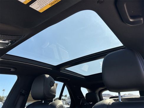 Used 2023 Mercedes-Benz GLE 350 GLE 350 w/ Premium Package image 30