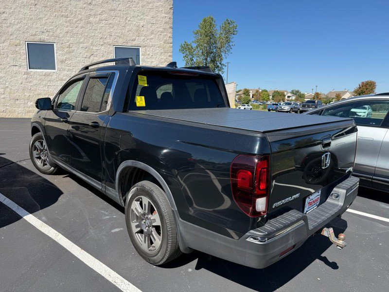 Used 2017 Honda Ridgeline RTL-T image 4