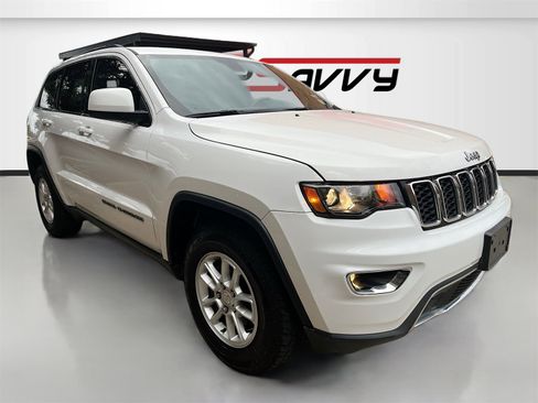 Used 2019 Jeep Grand Cherokee Laredo image 1