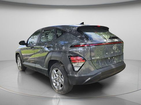 Used 2026 Hyundai Kona SE FWD image 5