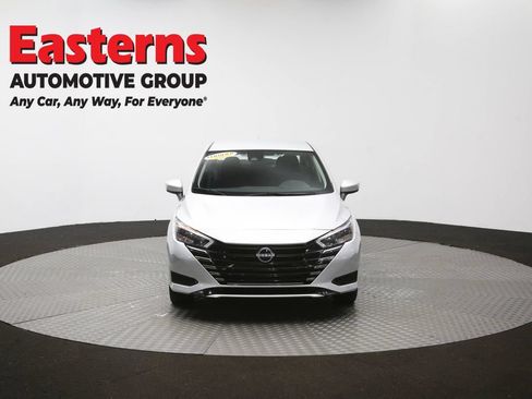 Used 2025 Nissan Versa SV FWD image 52