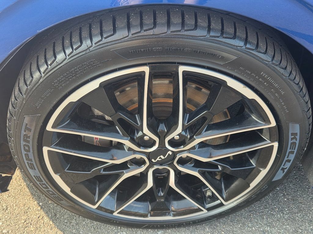 Used 2023 Kia K5 GT w/ GT1 Package FWD image 11