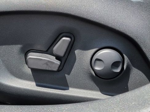 Certified 2024 Jeep Compass Latitude AWD/4WD image 4