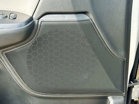 Used 2021 Honda CR-V EX-L image 23