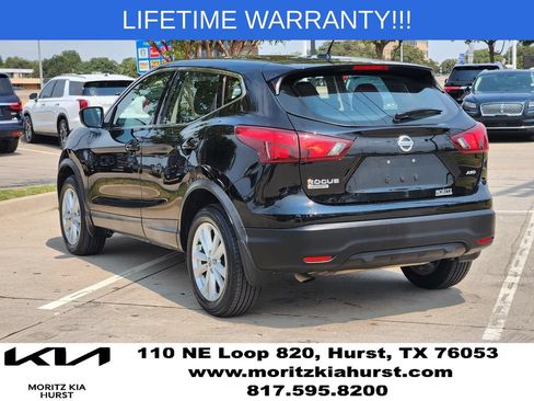 Used 2019 Nissan Rogue Sport S w/ Appearance Package AWD/4WD image 3