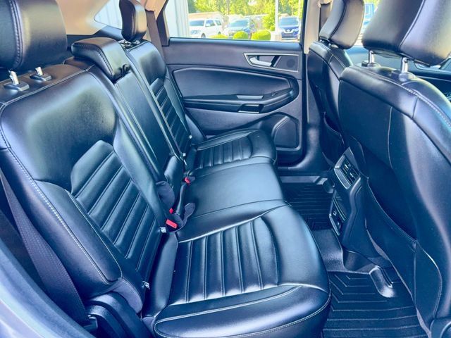 Used 2021 Ford Edge SEL w/ Convenience Package AWD/4WD image 10