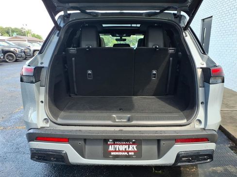 Used 2025 INFINITI QX60 Luxe w/ Black Edition FWD image 5