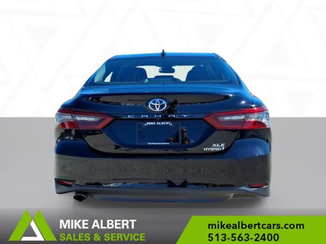 Used 2022 Toyota Camry XLE FWD image 6