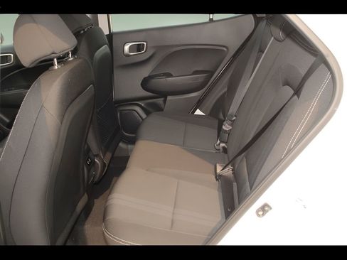 New 2025 Hyundai Venue SEL image 12