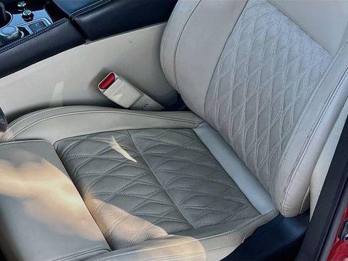 Used 2023 Nissan Maxima Platinum w/ Sport Mat Group FWD image 19
