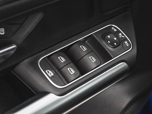 Used 2025 Mercedes-Benz GLA 250 GLA 250 image 9