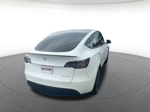 Used 2025 Tesla Model Y Performance AWD/4WD image 13