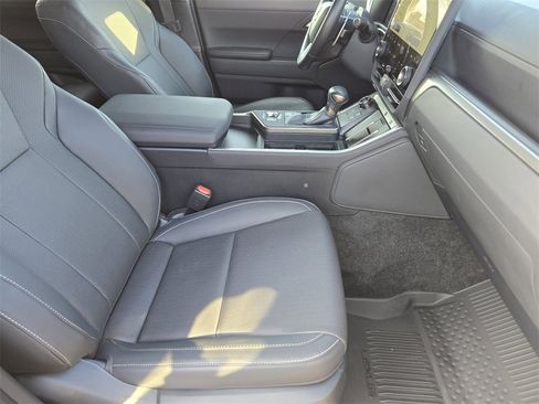 Used 2024 Lexus GX 550 w/ Cold Area Package image 14