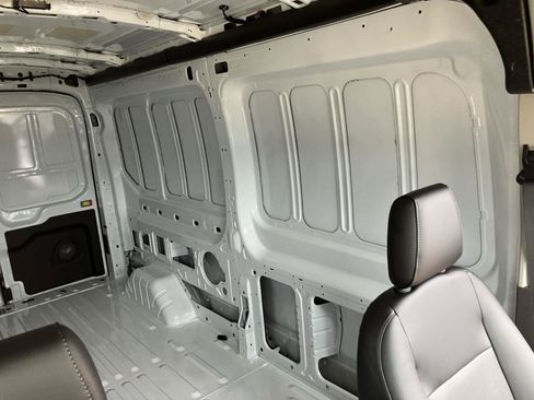 New 2026 Ford Transit 250 148 Medium Roof RWD image 22
