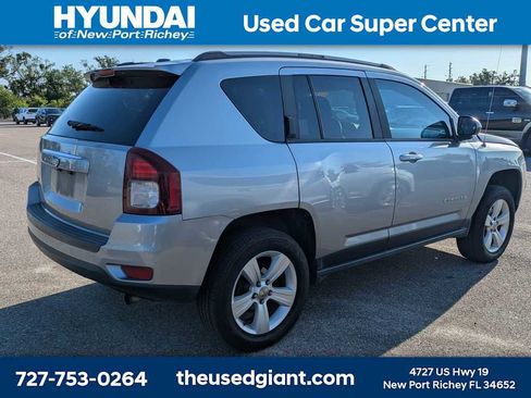 Used 2016 Jeep Compass Sport w/ Power Value Group AWD/4WD image 2