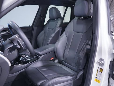 Used 2024 BMW X3 sDrive30i w/ Premium Package RWD image 7
