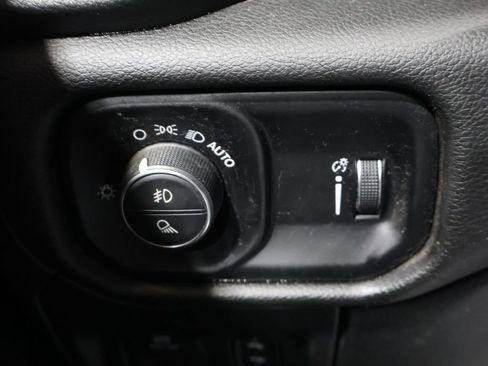 Used 2023 RAM 1500 Big Horn image 31